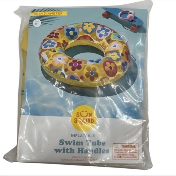 Sun Squad Floral Inflatable Swim Tube with Handles: Fun in the Sun‎ for Ages 6+ - Picture 1 of 2